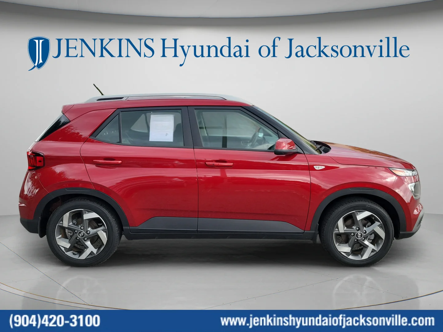 Used 2025 Ultimate Red Hyundai SEL image 2