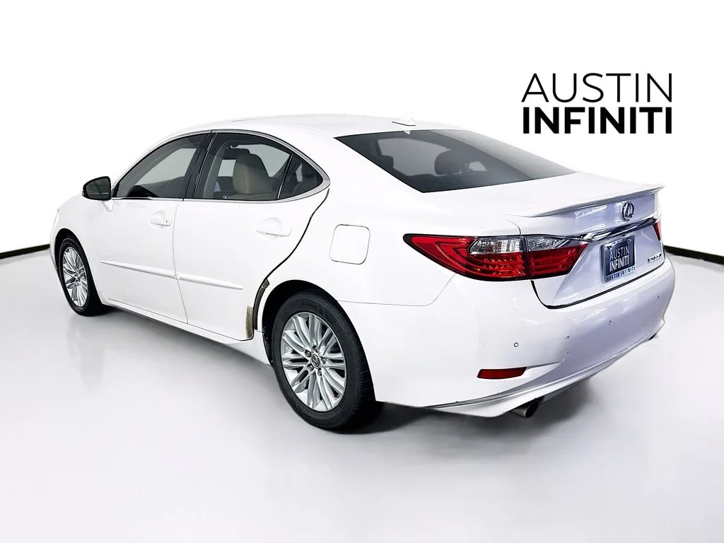 Used 2013 White Lexus 350 image 5
