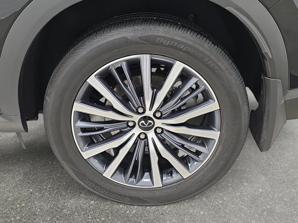 Certified Used 2023 Mineral Black INFINITI Sensory image 28
