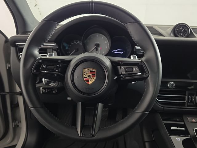 Used 2024  Porsche S image 14
