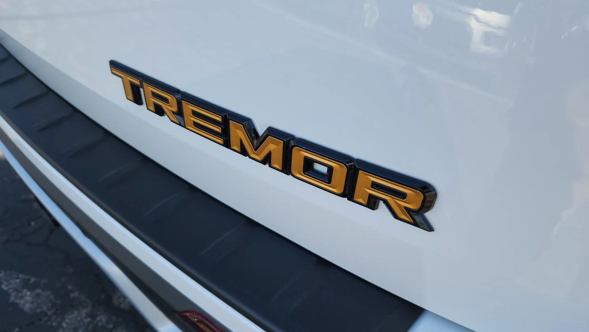 2026 Ford Explorer Tremor - Photo 20