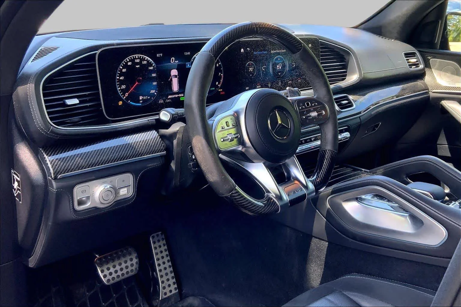 Used 2022 Obsidian Black Metallic Mercedes-Benz AMG® GLS 63 image 17