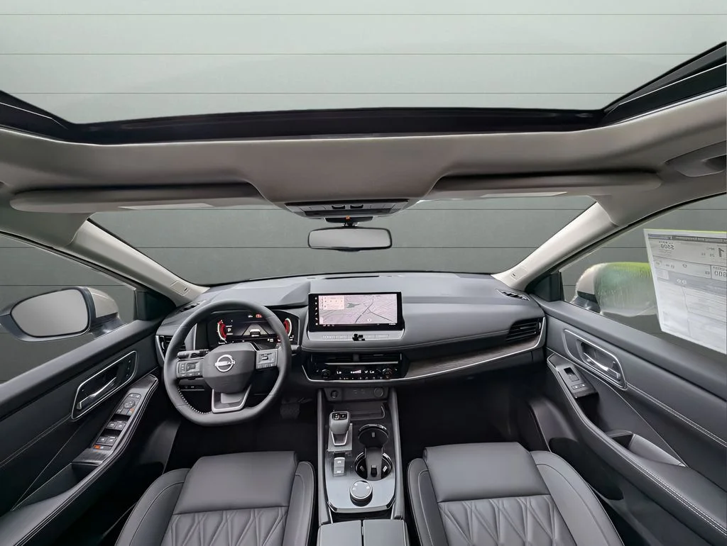 New 2026 Gold Nissan Platinum image 13