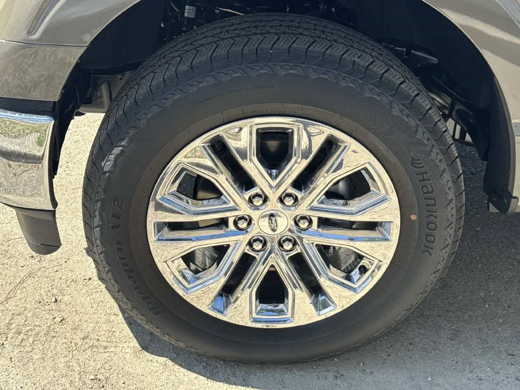 New 2026 Gray Ford Lariat image 8