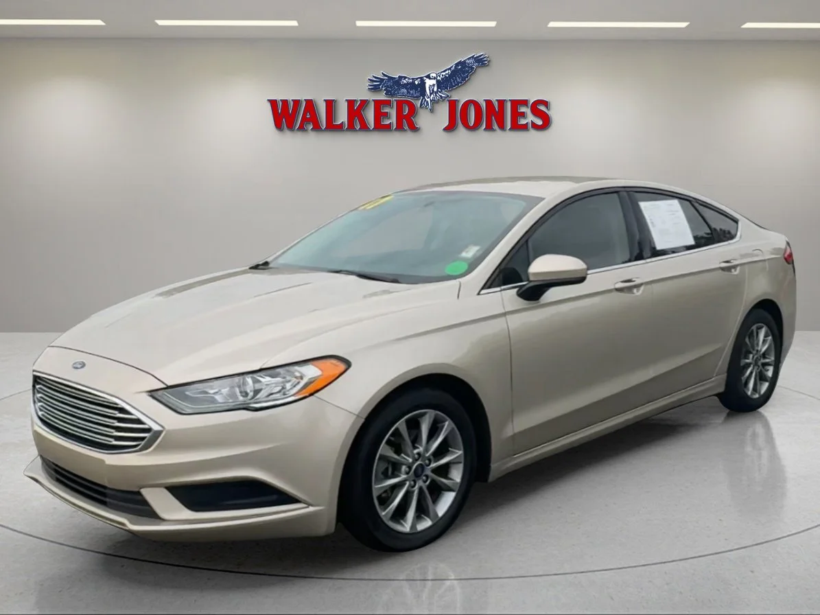 Used 2017 Tan Ford SE image 7