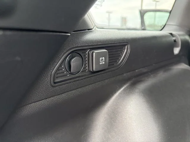 Used 2026 Gray Jeep Altitude image 18