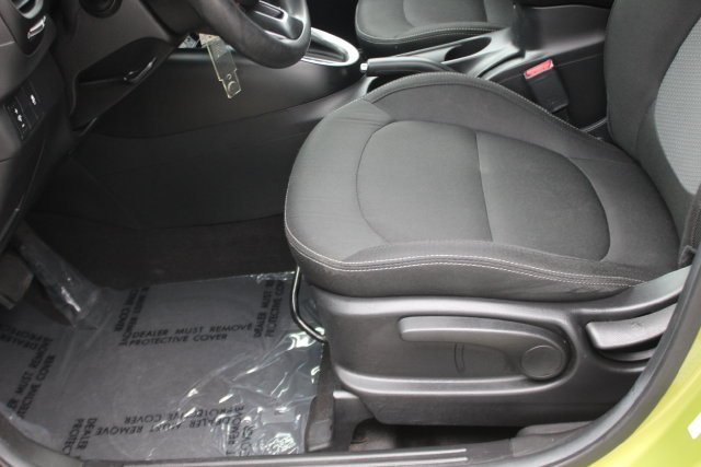 Used 2018 Green Kia Plus image 18