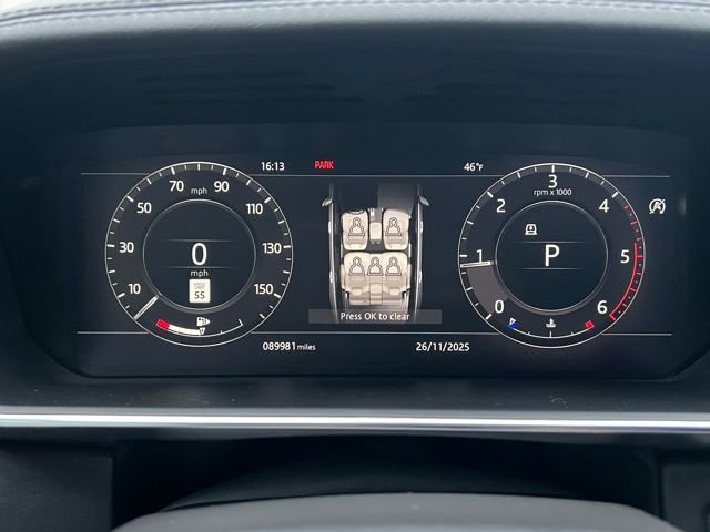Used 2018 White Land Rover HSE image 11