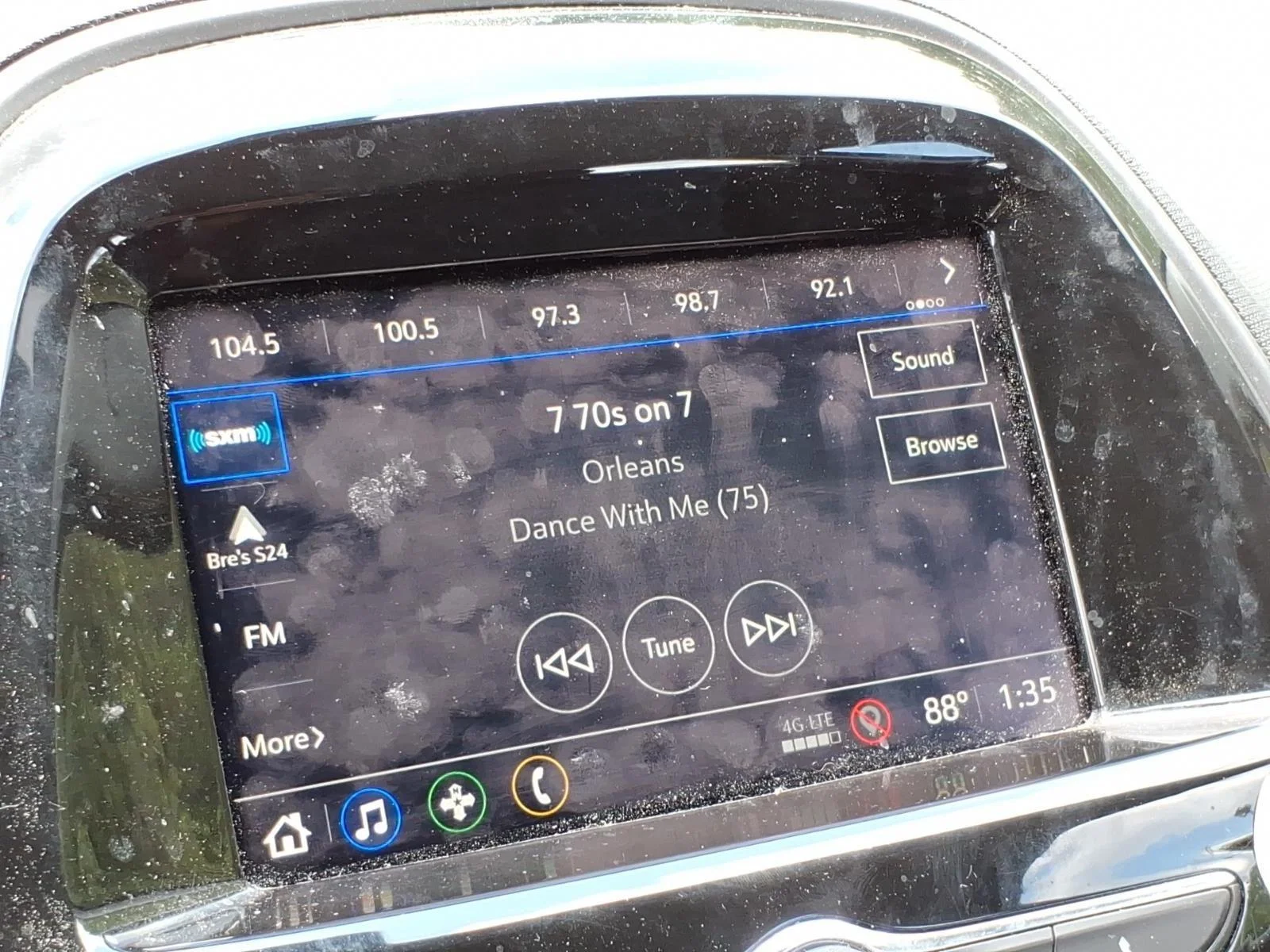 Used 2021 Summit White Chevrolet 1LT image 16