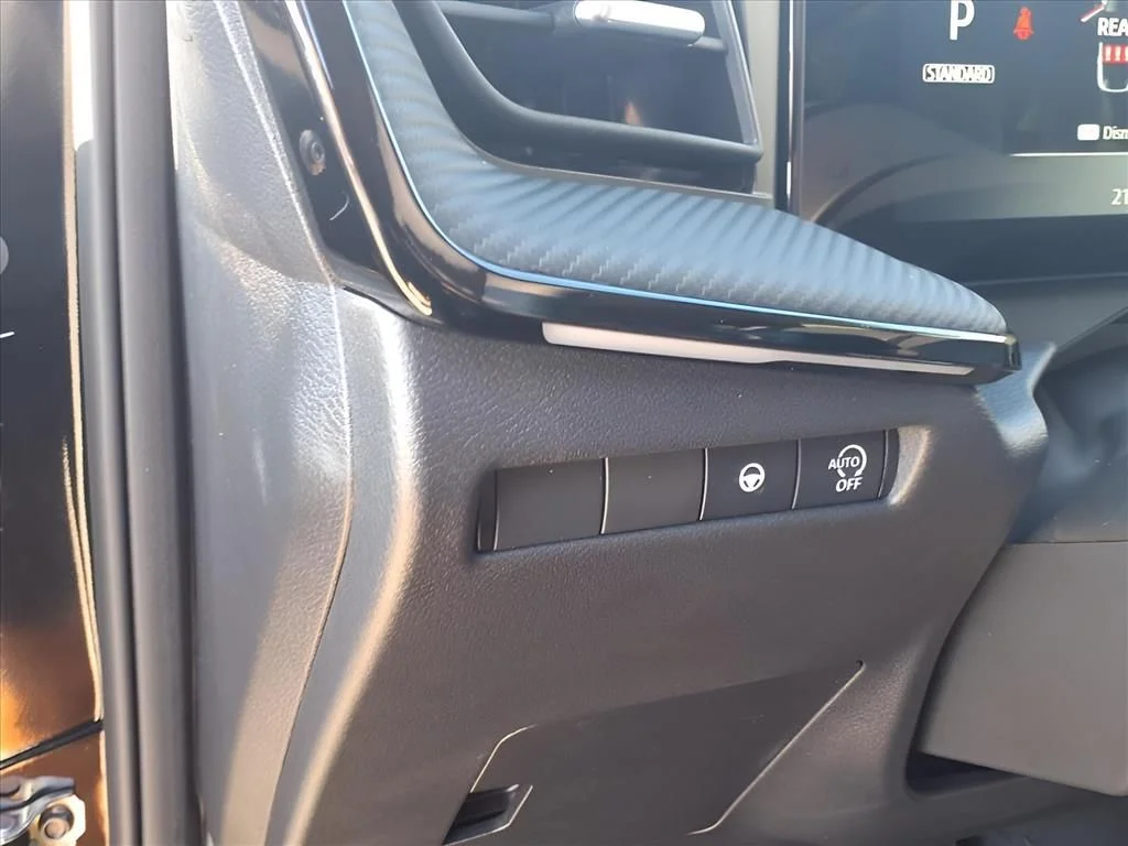 2025 Nissan Kicks SR - Photo 19