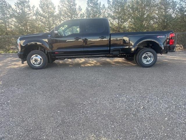 New 2026 Agate Black Metallic Ford Platinum image 42