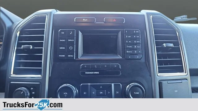 Used 2016 Ingot Silver Metallic Ford XLT image 15