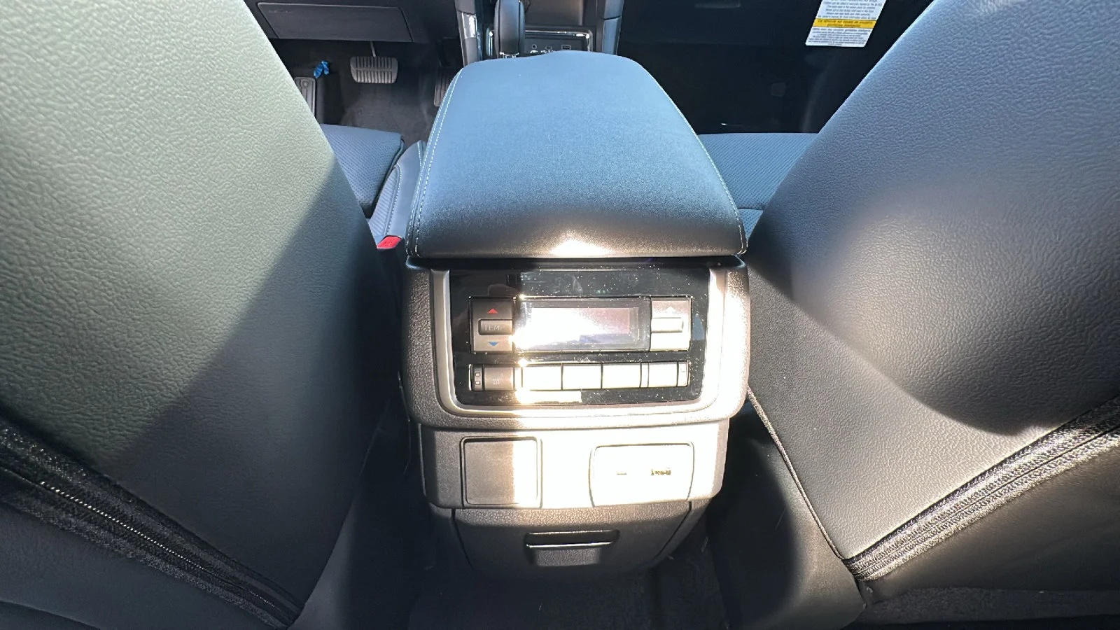 2026 Subaru Ascent Limited - Photo 25