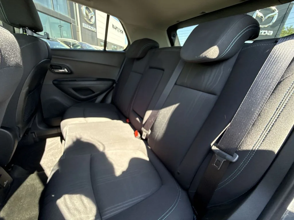 Used 2016 Gray Chevrolet LT image 21