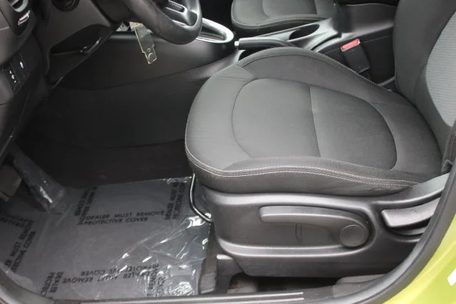 Used 2018 Green Kia Plus image 18