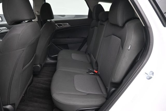 Used 2025 White Kia LX image 23