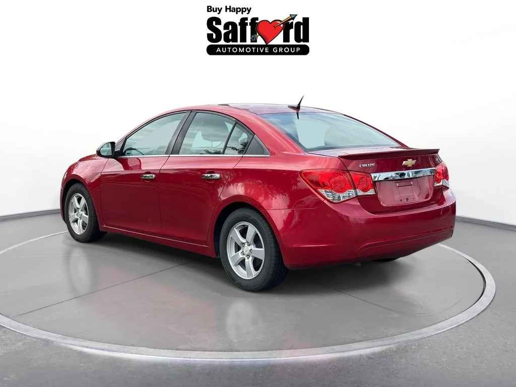 Used 2014 Red Chevrolet 1LT image 5