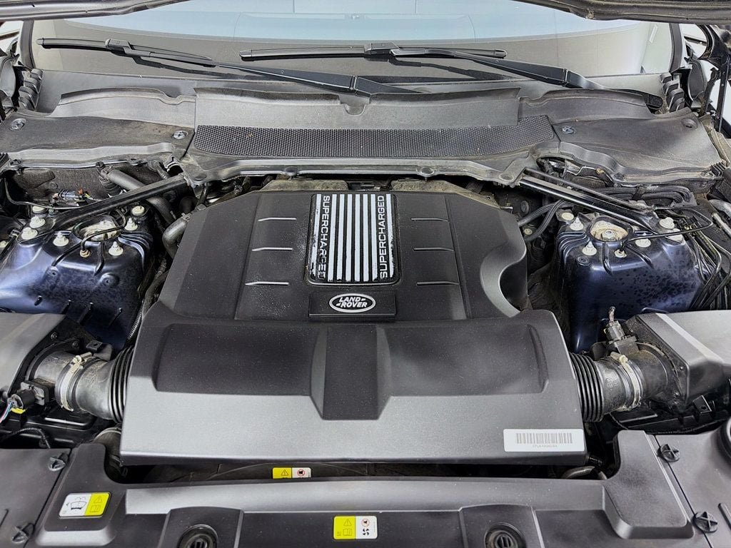 Used 2019 Loire Blue Metallic Land Rover V6 Supercharged HSE *Ltd Avail* image 32