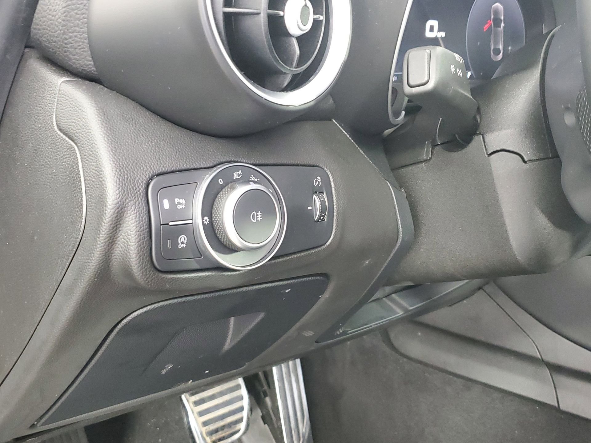 2024 Alfa Romeo Giulia Ti - Photo 45