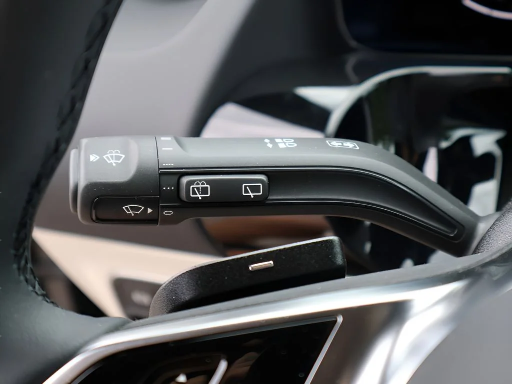 New 2026 Mountain Gray Metallic Mercedes-Benz GLA 250 image 34