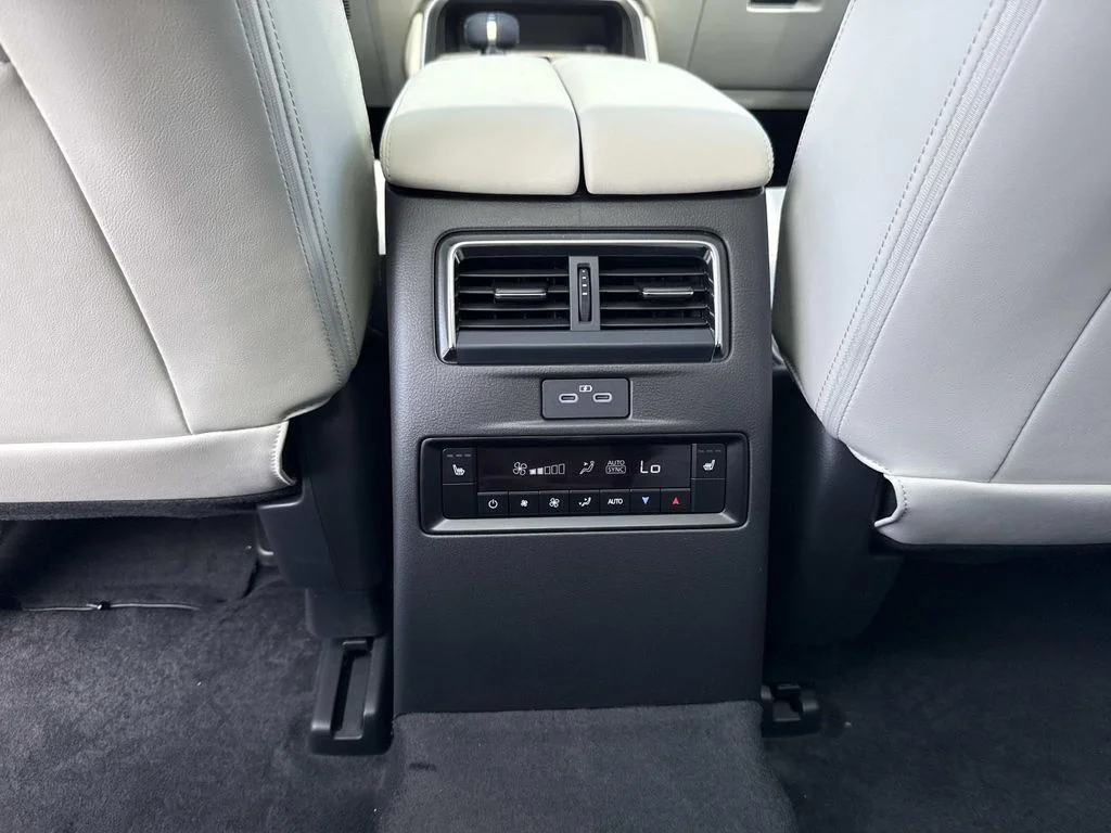 2026 Mazda CX-90 Premium Plus Package - Photo 25