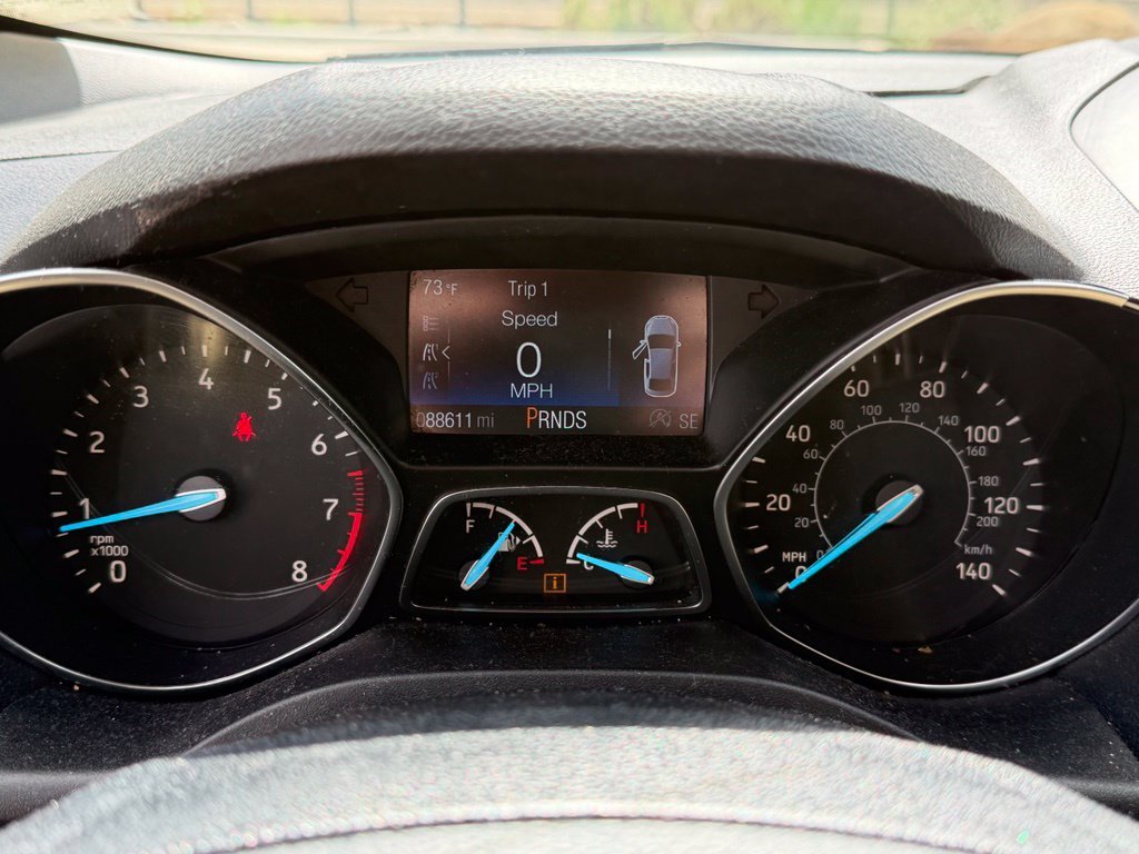 Used 2019 Green Ford SE image 16