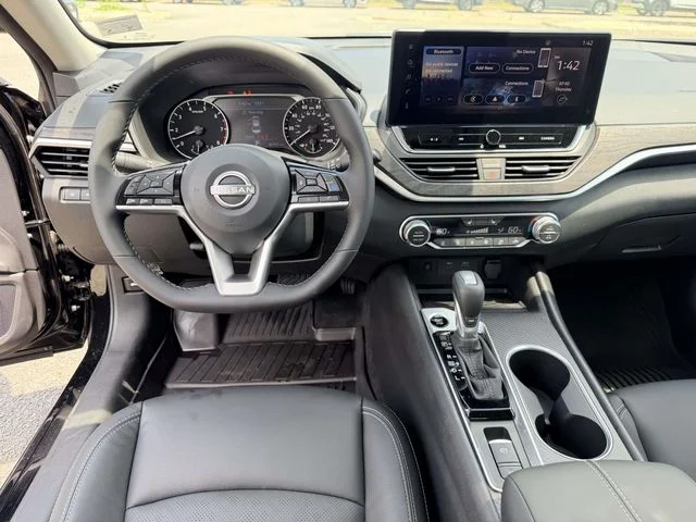 New 2026 Super Black Nissan SV image 18