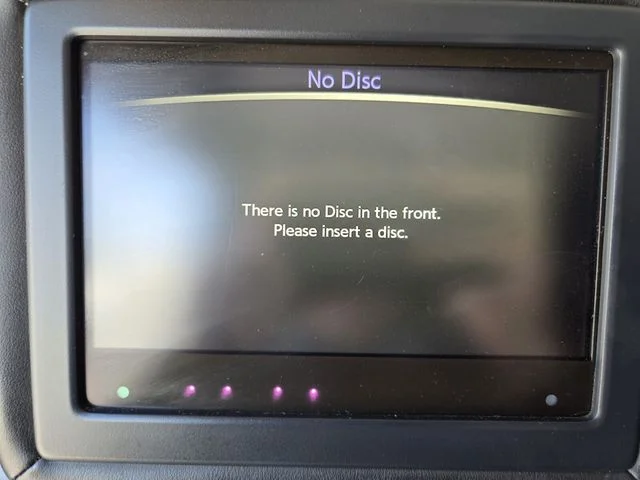 Used 2018 Black INFINITI Base image 15