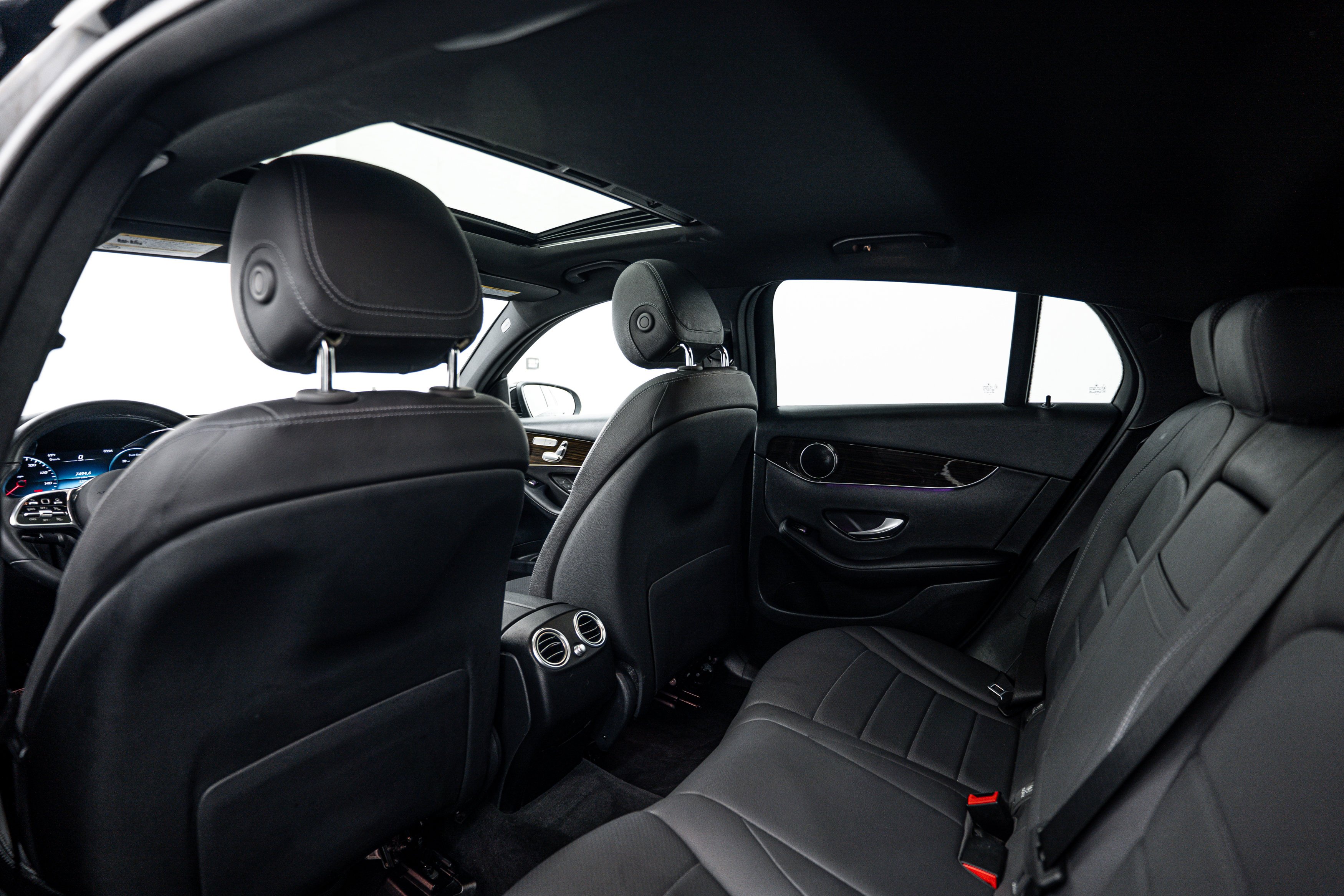 Used 2020 Black Mercedes-Benz GLC 300 image 18