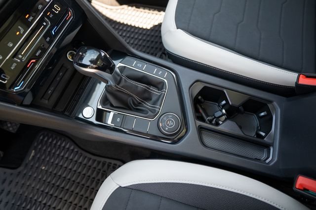 2025 Volkswagen Taos SE - Photo 19