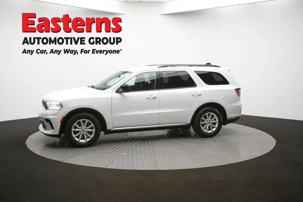 Used 2024 White Dodge SXT image 56