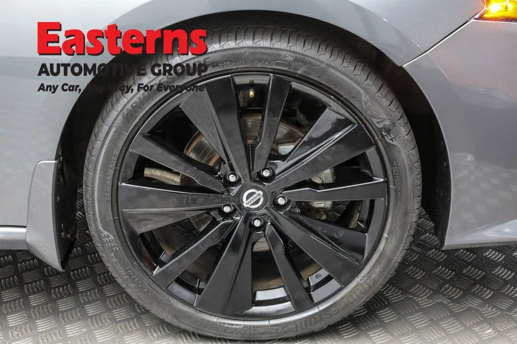 Used 2022 Gray Nissan 2.5 SR image 30