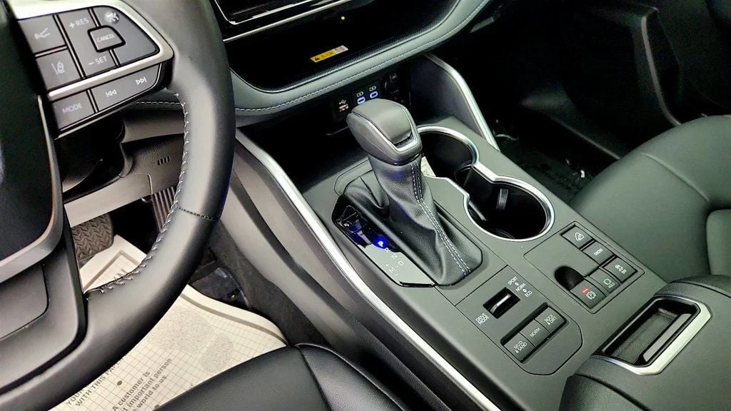 Used 2024 Magnetic Gray Metallic Toyota XLE AWD image 17