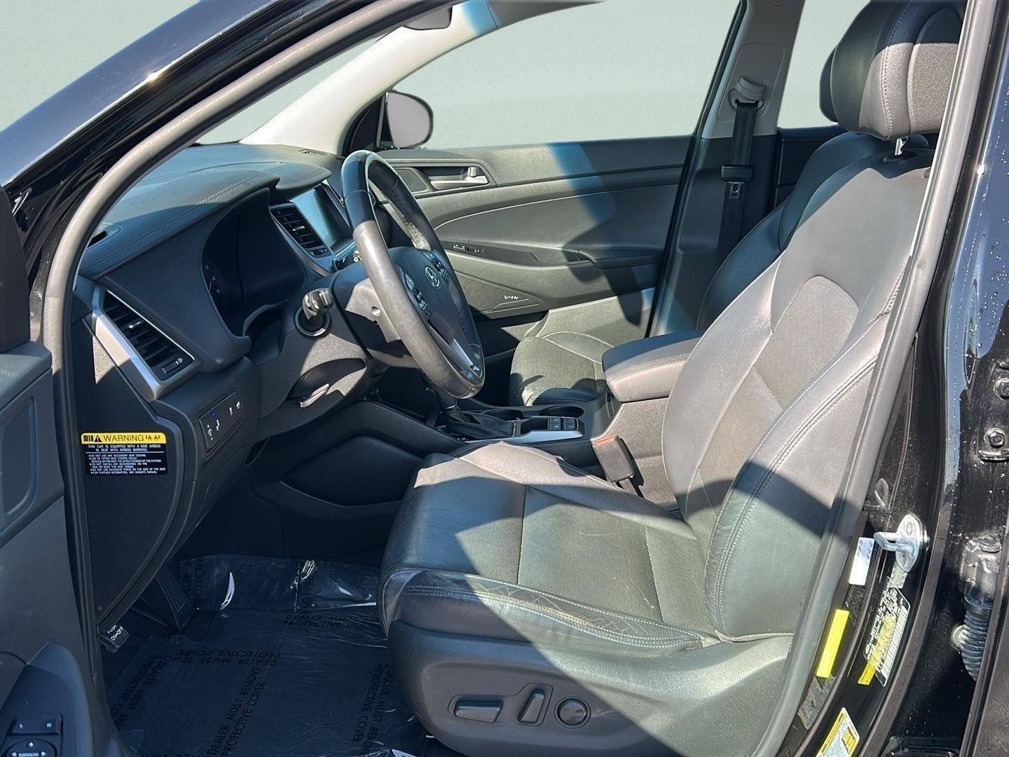 Used 2018 Black Noir Pearl Hyundai Limited image 15