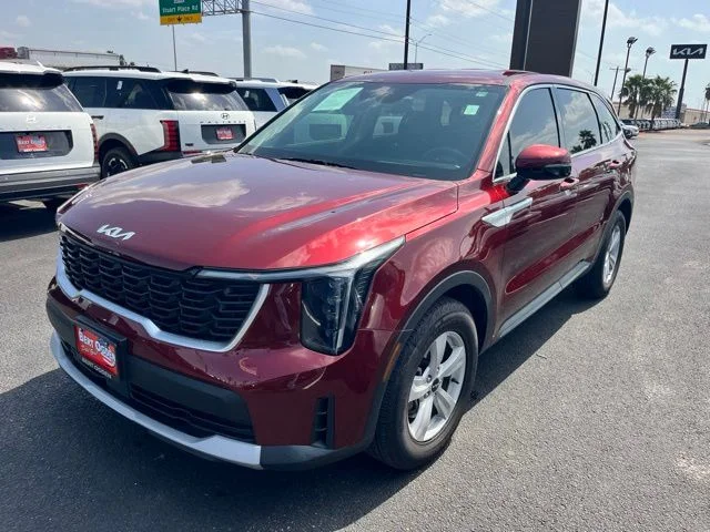 Used 2025 Red Kia LX image 3