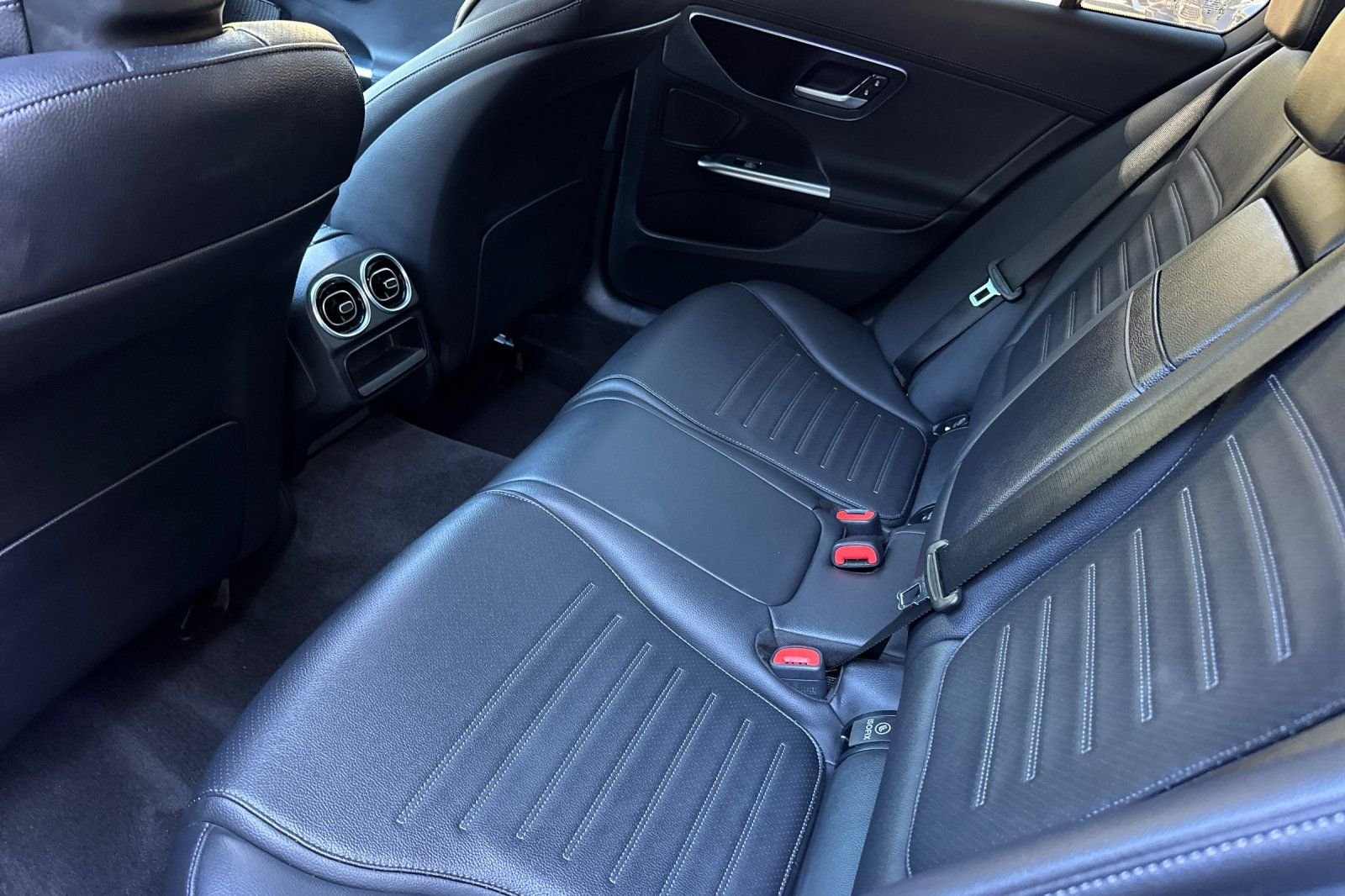 2024 Mercedes-Benz C-Class Sedan C 300 - Photo 11