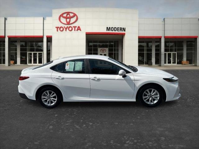 Certified Used 2025 ICE CAP Toyota  image 4