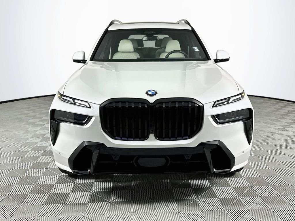 Used 2023 White BMW xDrive40i image 2