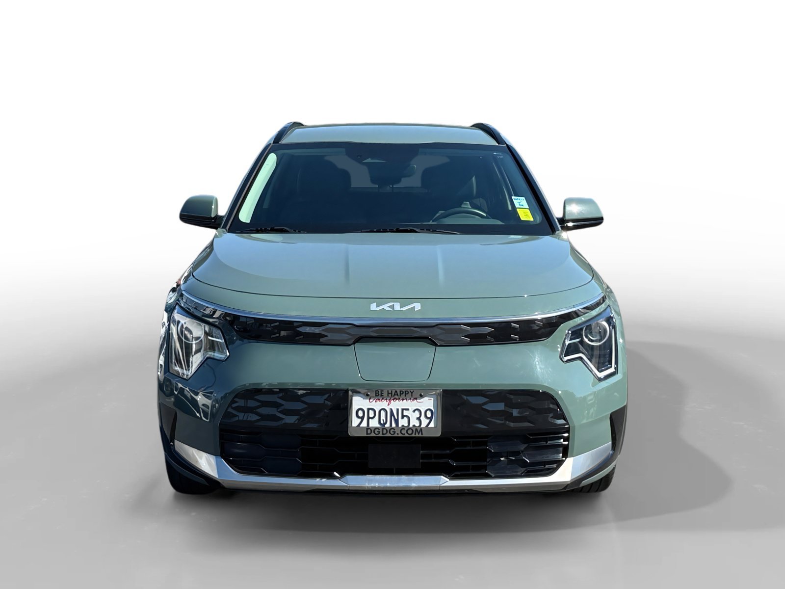 Used 2024 Green Kia Wind image 8