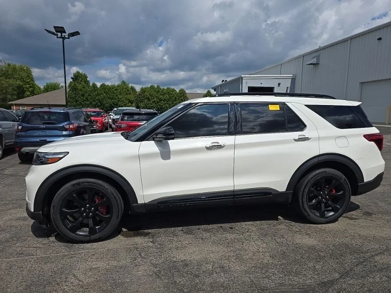 Used 2020 White Ford ST image 4