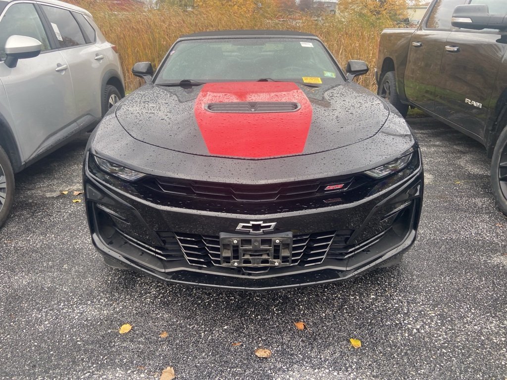 2019 Chevrolet Camaro SS photo 2
