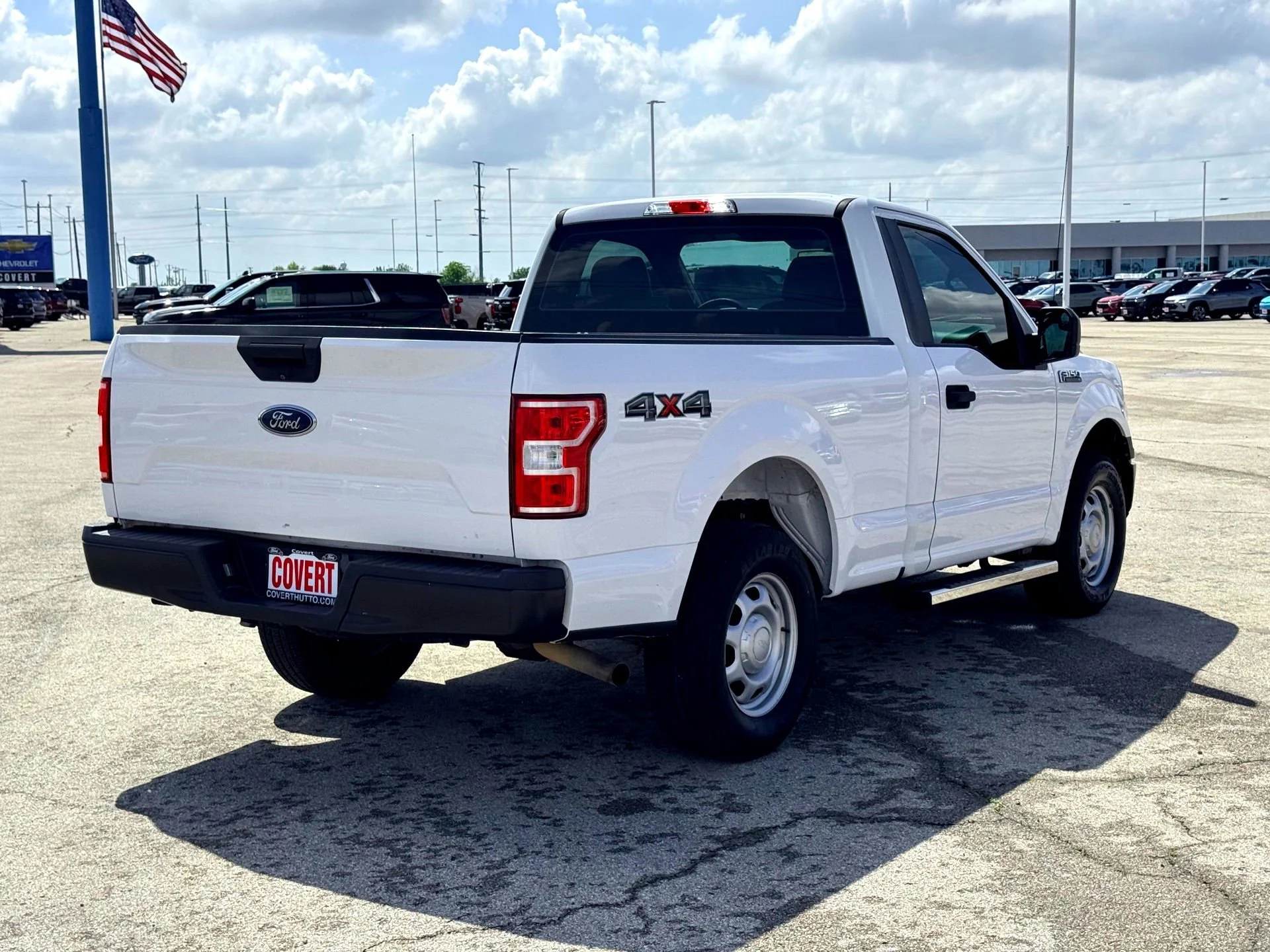 Used 2018  Ford XL image 6
