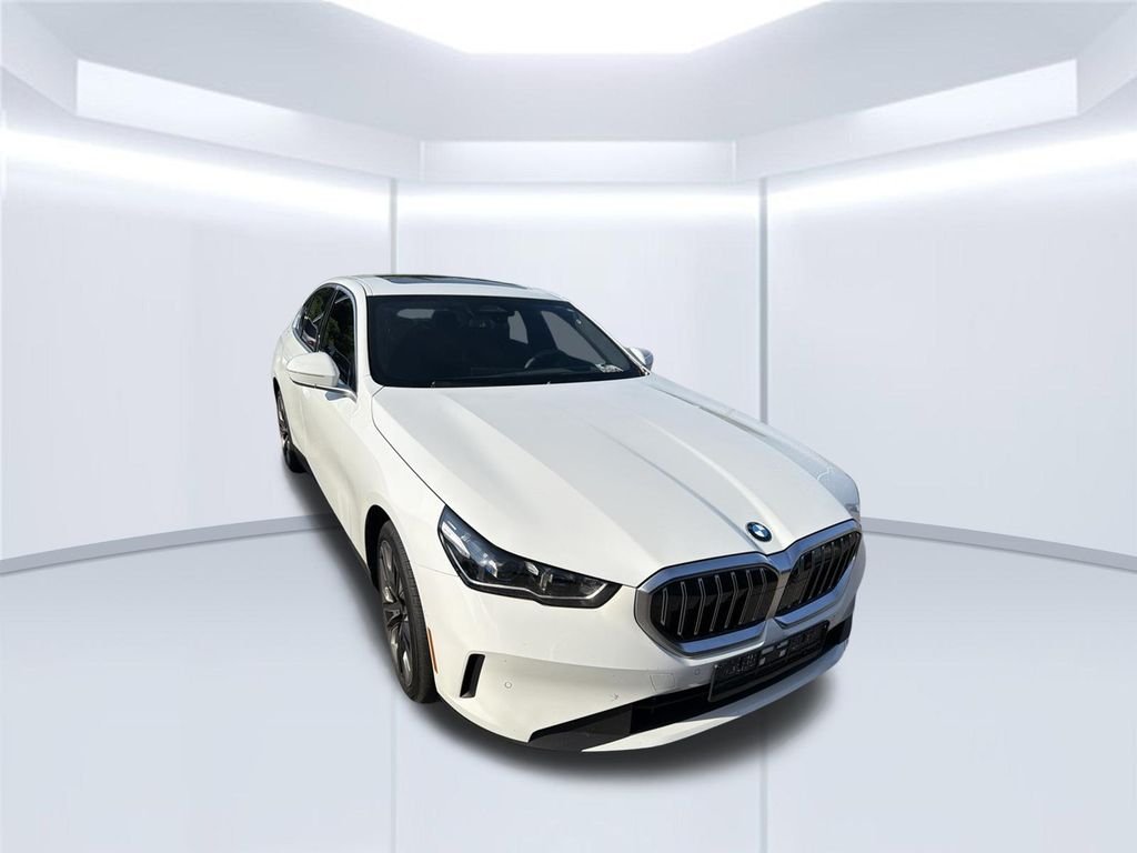 Used 2026 White BMW 530i image 2