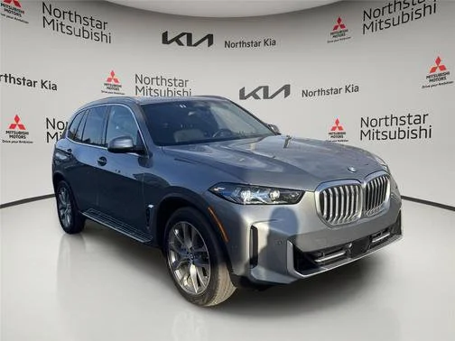 Used 2024 Gray BMW xDrive40i image 7