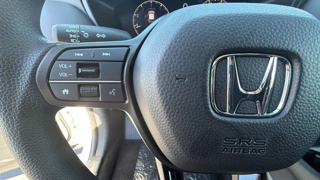 New 2027 Platinum White Pearl Honda LX image 19