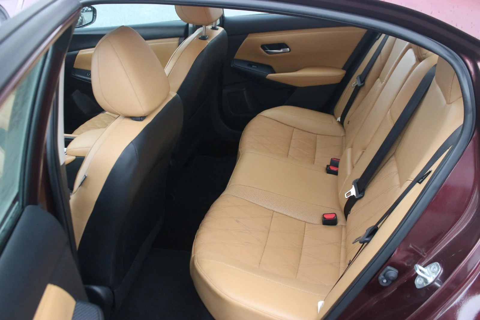 Used 2023 Grey Nissan SV image 30