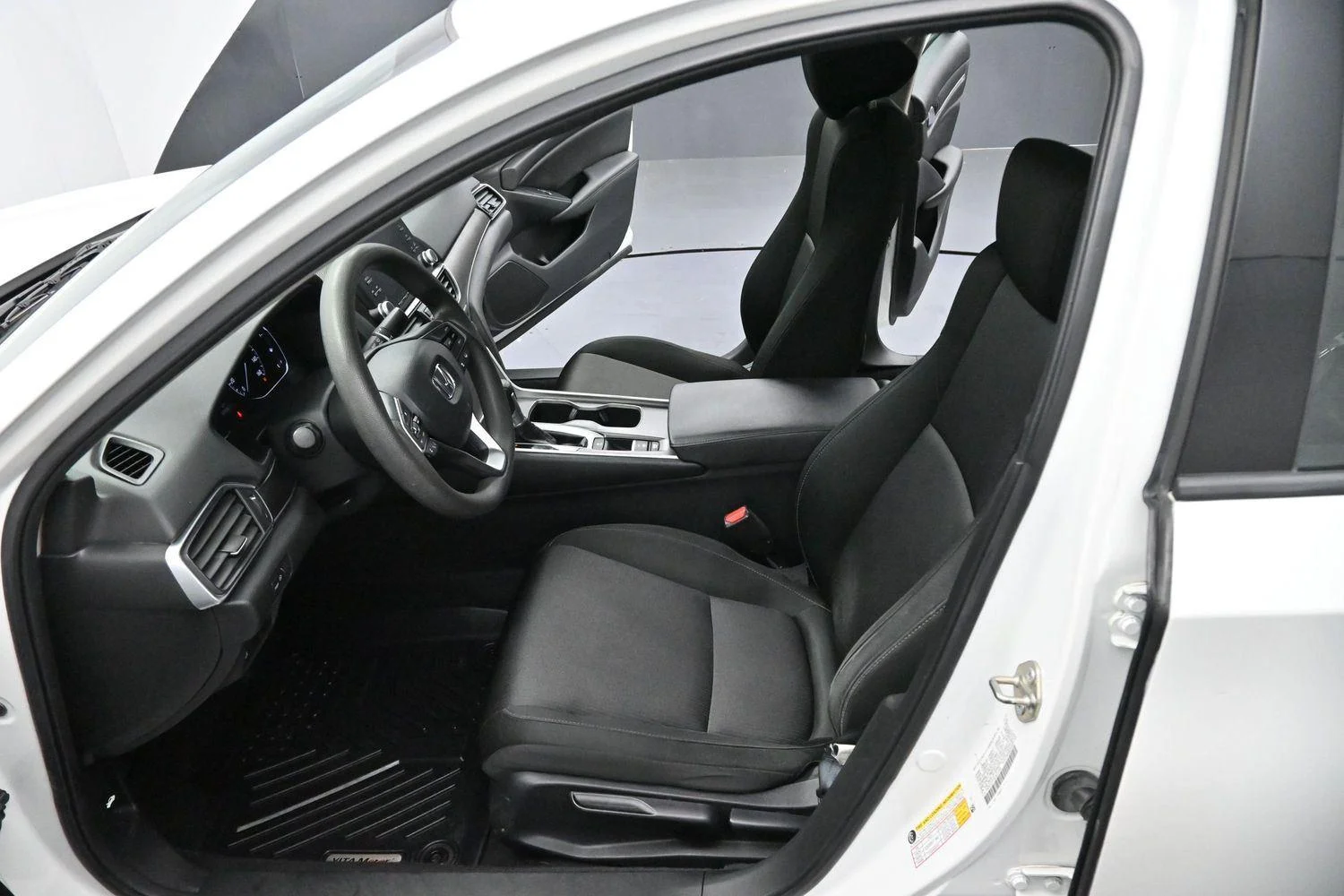 Used 2020 Platinum White Pearl Honda LX image 11