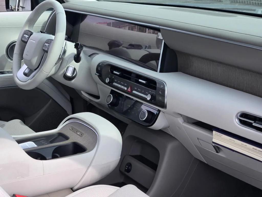 New 2026 Gray Pearl Hyundai SEL image 8