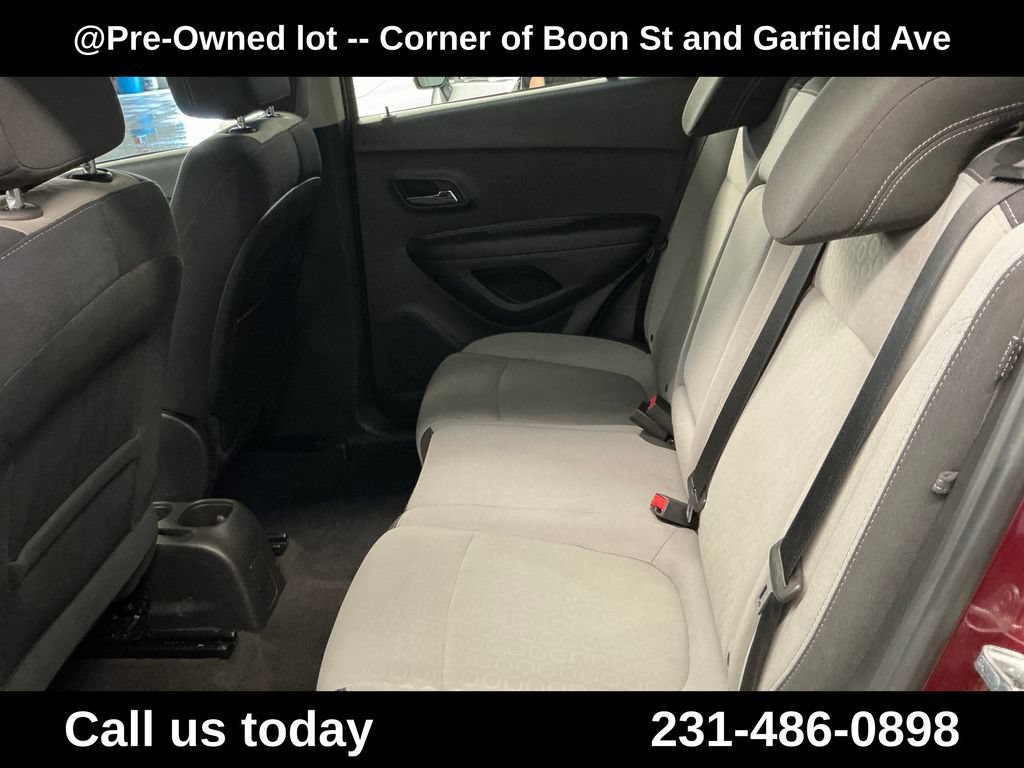 Used 2016 CRIMSON METALLIC Chevrolet LS image 27