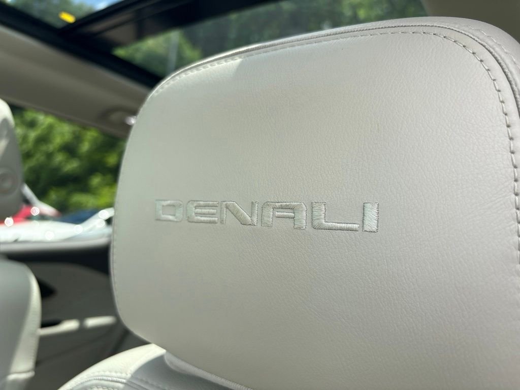 Used 2020 Black GMC Denali image 19